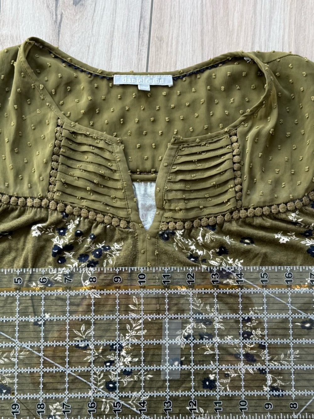 Daniel Rainn Olive Floral Embroidered Pintuck Split-Neck Blouse - Picture 5 of 7